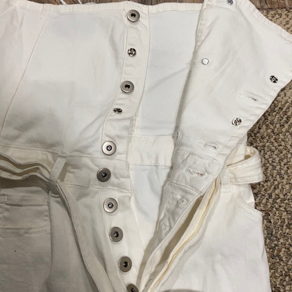 Kittenish jumpsuit - Picture 3 of 4